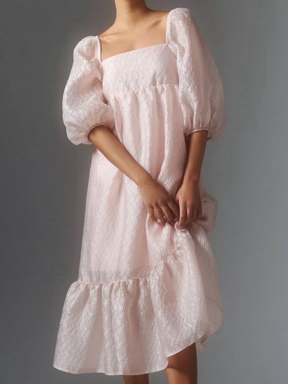 Anthropologie Blush Pink Textured Puff Sleeve Smocked Midi Dress Size Small